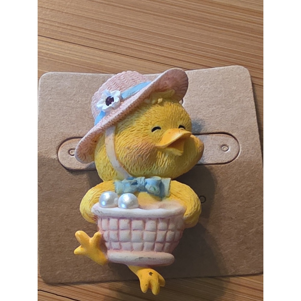 Vintage Cute Yellow Plastic Chick w Pink Easter Basket w Faux Pearl Eggs Pin